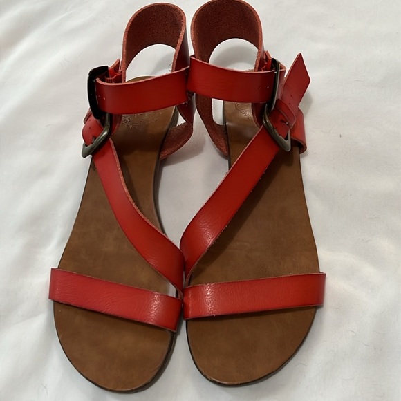 Ecote Orange Sandals - Picture 2 of 6